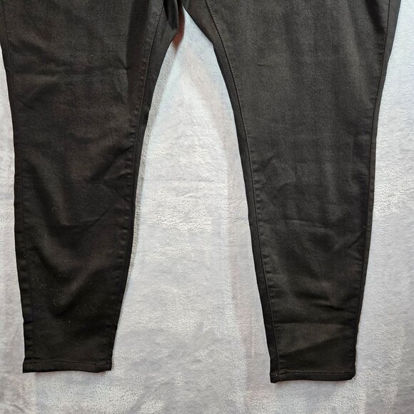 NWT Signature By Levi Strauss Mid-Rise Skinny Black Jeans 24M W37 L30 office - Picture 9 of 15